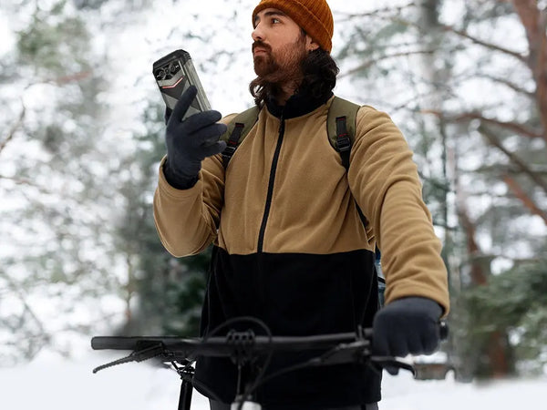 2024-Best-Party-Gear-for-Outdoors-The-Ultimate-Role-of-Rugged-Phones doogee.com