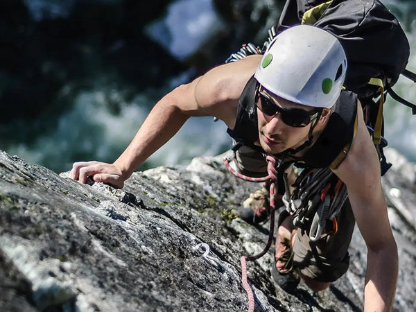 Best-Rugged-Cell-Phones-Unlocked-for-Harsh-Environments doogee.com